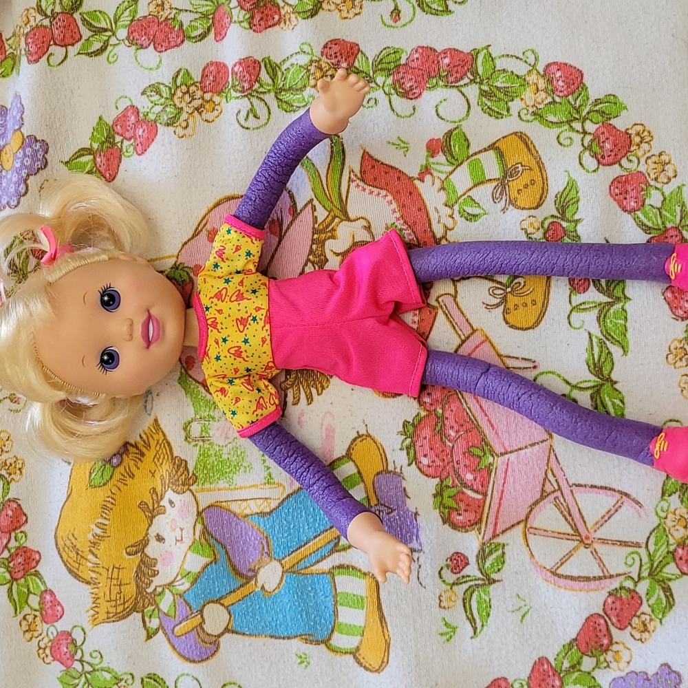 Rare Vintage Bendy Wendy 1996